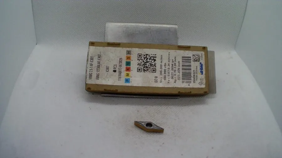 Режущий инструмент Iscar Turning Insert: VNMG2.51NF IC8150, Carbide ( Pkg w/ )
