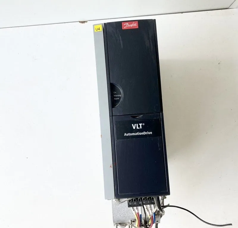 Частотный преобразователь Danfoss VLT AutomationDrive FC-302 | 2.2kW 400V Invert