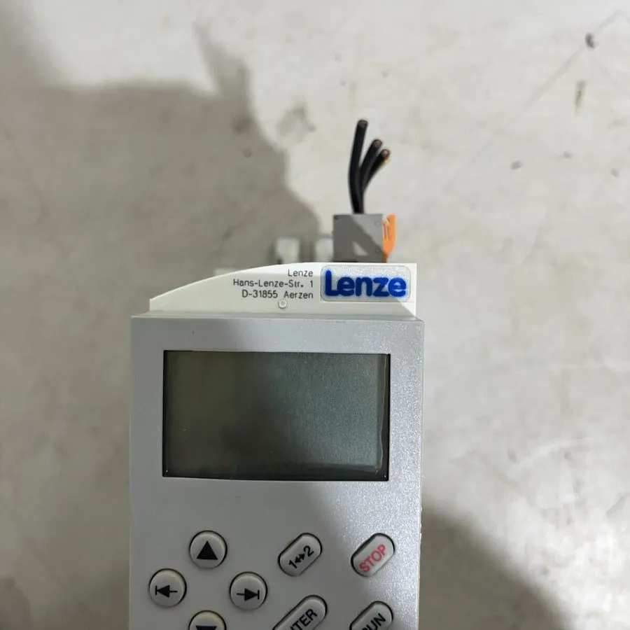 Частотный преобразователь LENZE E82EV222-4C Inverter Drive