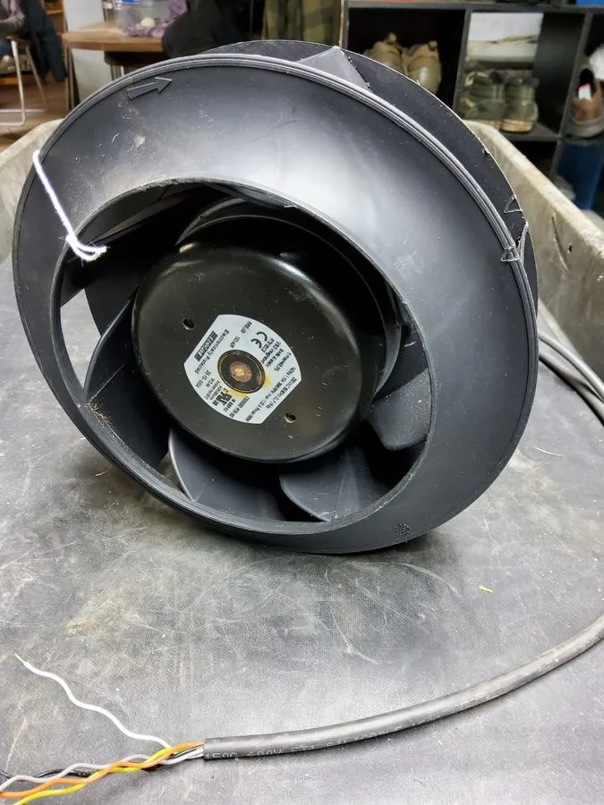 Вентилятор ECOFIT backward-curved EC centrifugal fan, model RREuG9 192x40R — фото лота 1