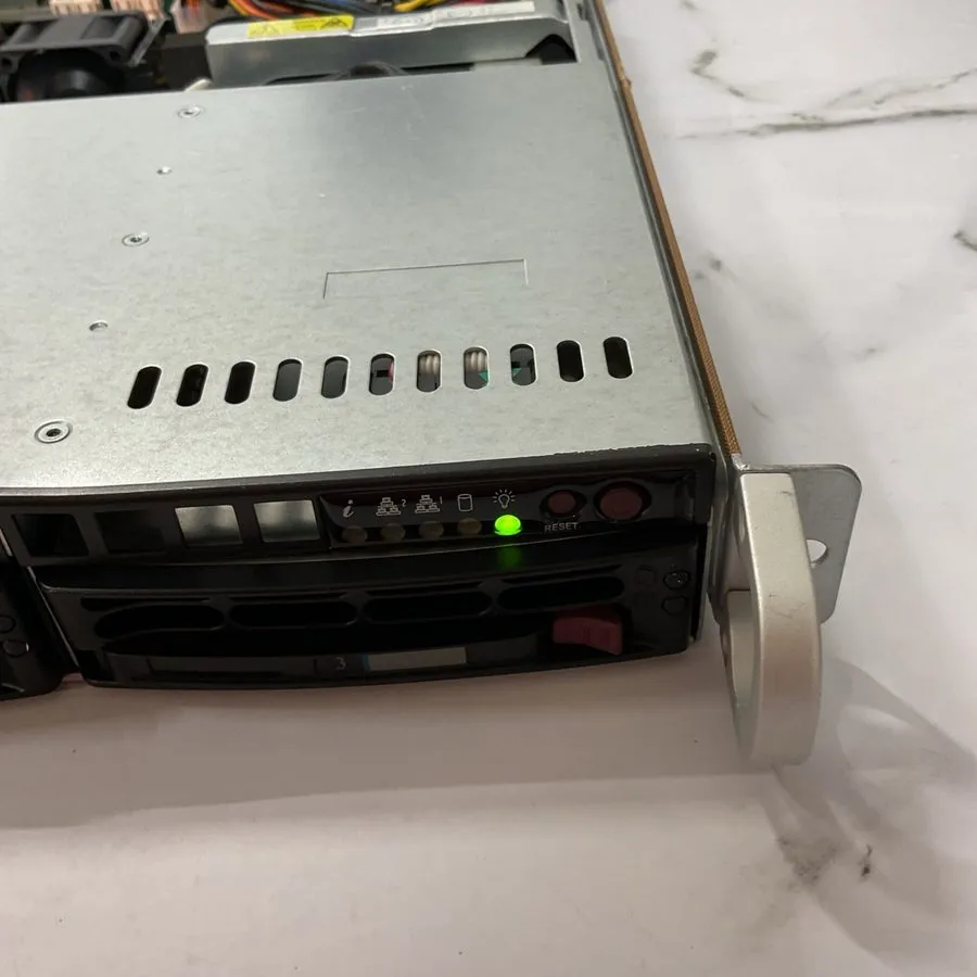 Сервер Supermicro 813M-3 Server Xeon,32GB RAM, AND PHOTOS — фото лота 1