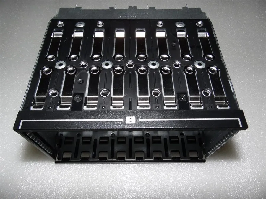 Жёсткий диск 16 BAY HDD BACKPLANE CAGE 2.5" SFF DELL POWEREDGE R720 8 BAY SFF SE