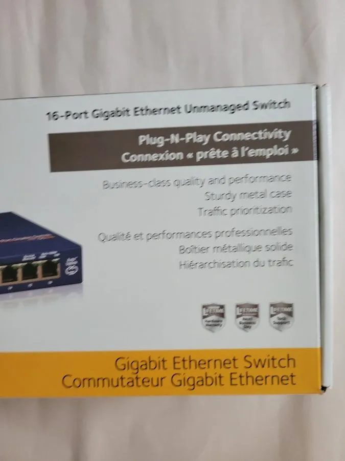 Коммутатор NETGEAR GS116-100NAS 16 Ports Gigabit Unmanaged Ethernet Switch — фото лота 1