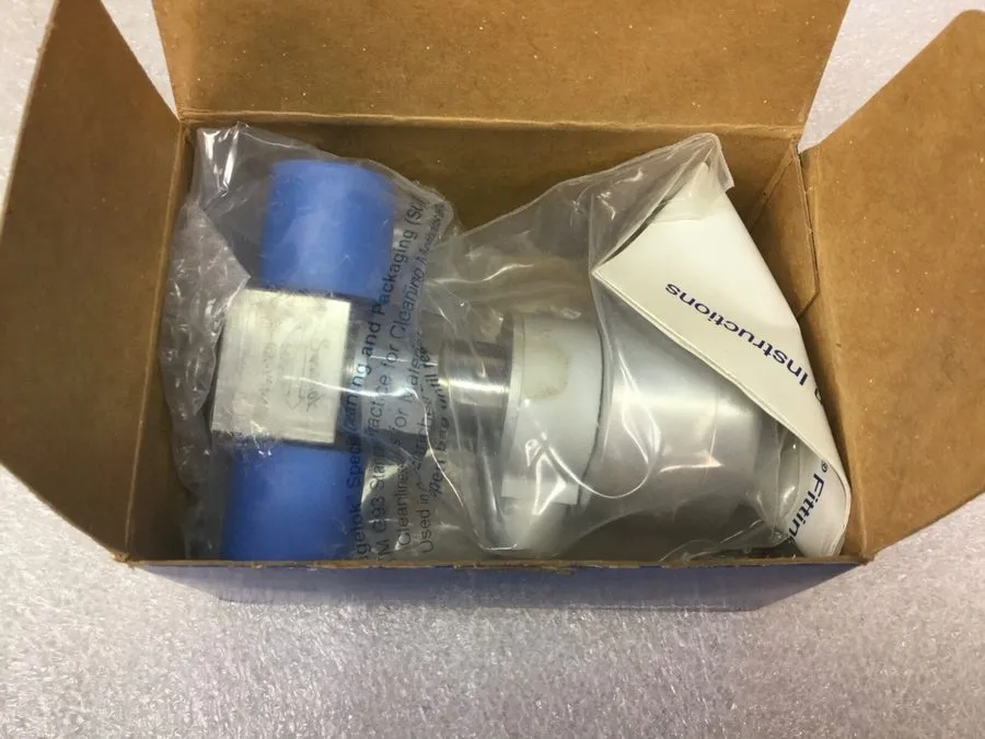 Клапан Swagelok Bellows Sealed Valve SS-4BK-V51-1C, 1/4" Female VCR