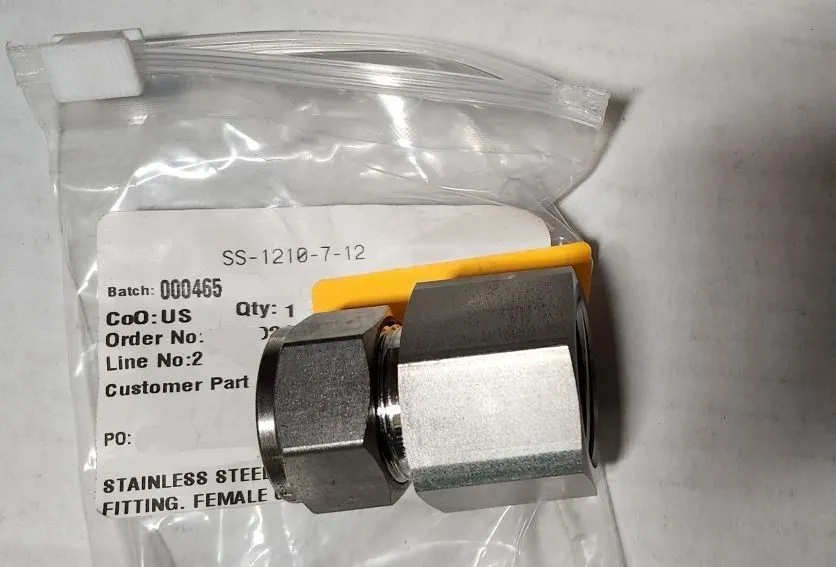 Фитинг Swagelok SS-1210-7-12 Stainless Steel Swagelok Tube Fitting FNSP