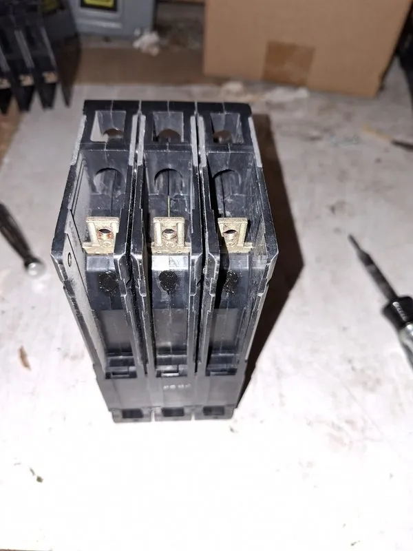 Автоматический выключатель Siemens ED43B060 Sentron Series Circuit Breaker 60A 3 — фото лота 3