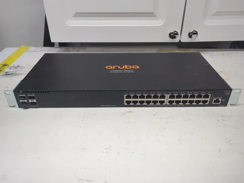 Коммутатор HP Aruba JL354A 2540 24G 24-Port Gigabit Switch