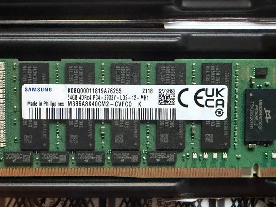 Модуль памяти P00926-B21 HPE 64GB PC4 DDR4-2933MHz ECC 4DRx4 RAM P03054-091 M386