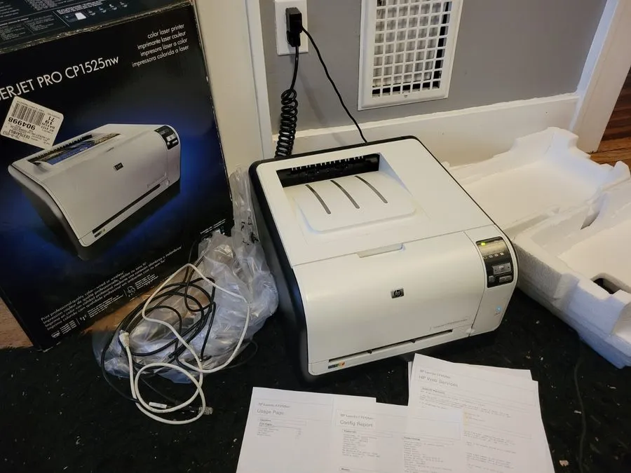 Лазерный принтер HP LaserJet Pro CP1525nw Color Wireless Network Laser Printer C