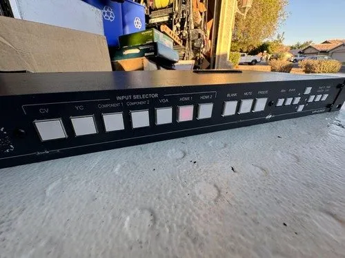 Видеокоммутатор Kramer VP-728 9-Input HDMI HQV Digital Presentation Switcher/Sca