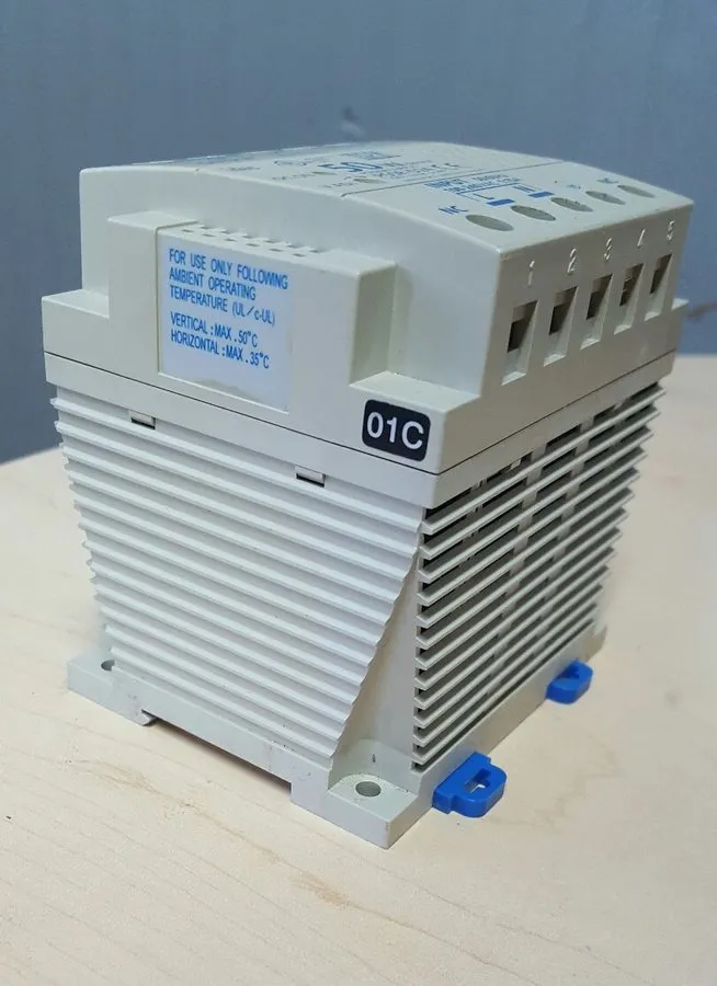 Блок питания IDEC PS5R-D24 24VDC 2.1A 50W DIN Rail Switching Power Supply