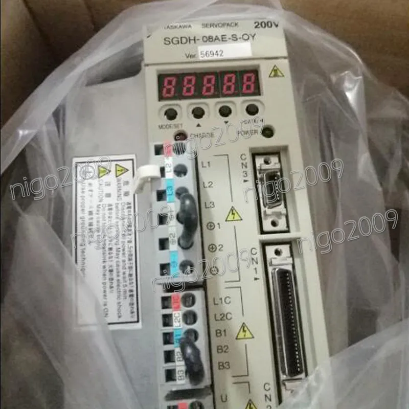 Сервопривод Yaskawa Servopack, SGDH-08AE-S-OY, 200V, 3Ph, 230V