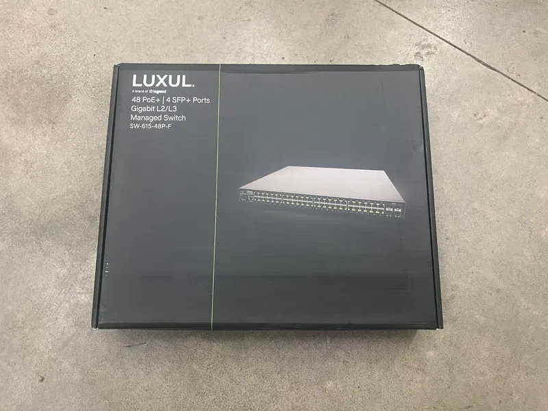 Коммутатор Luxul SW-615-48P-F 48-Port PoE+ Managed Switch 4×SFP+ 10G