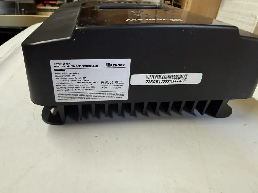 Аккумулятор Renogy Rover 40A MPPT 12V/24V Solar Charge Controller Model RNG-CTRL