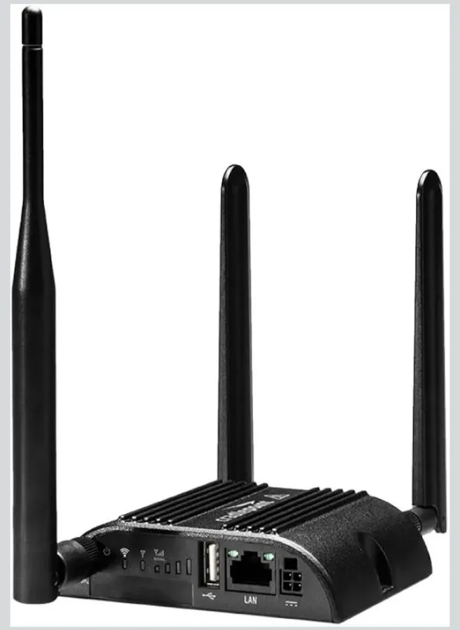 Маршрутизатор TB3-020010M-EWM CradlePoint IBR200-10M + NetCloud Essentials Wi-Fi