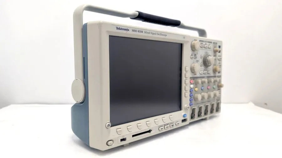 Осциллограф Tektronix MSO4104 1GHz 4 Channel 5GS/s Mixed Signal Oscilloscope