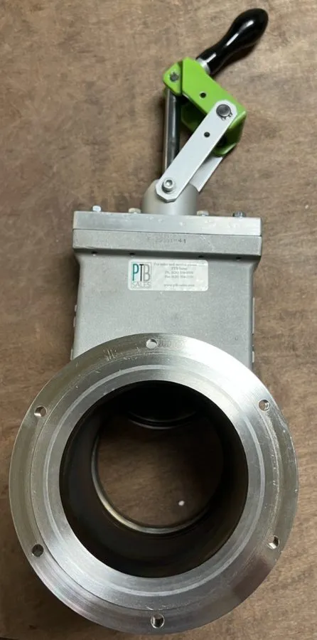 Клапан VAT Series 12 4"/DN100 Manual High Vacuum Gate Valve F-29511-41 with flan — фото лота 1