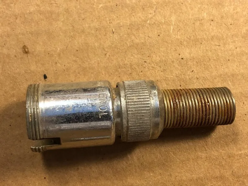 Разъём AMPHENOL 91-MC4M 4 PIN 3/8" MICROPHONE PLUG ELECTROVOICE 664 SHURE 545