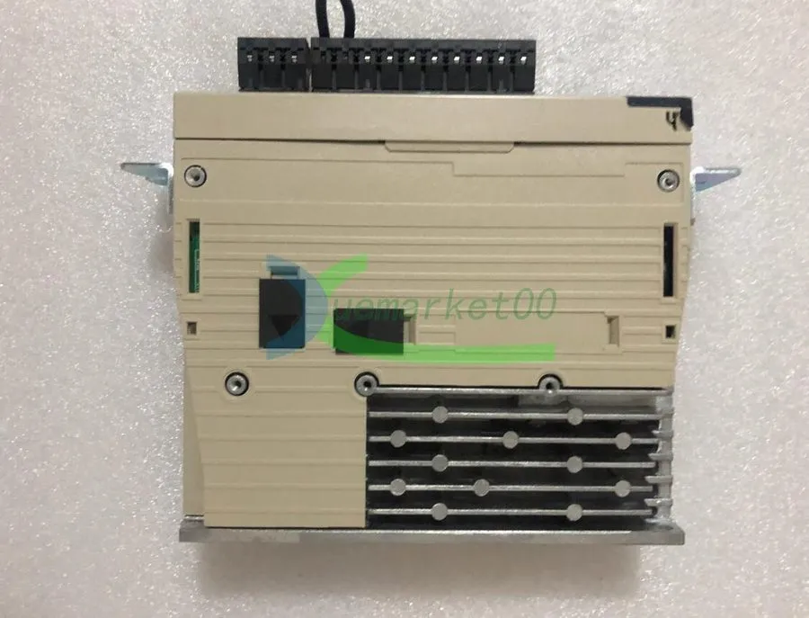 Сервопривод Yaskawa Servo Drive SGDV-R70A11A001000