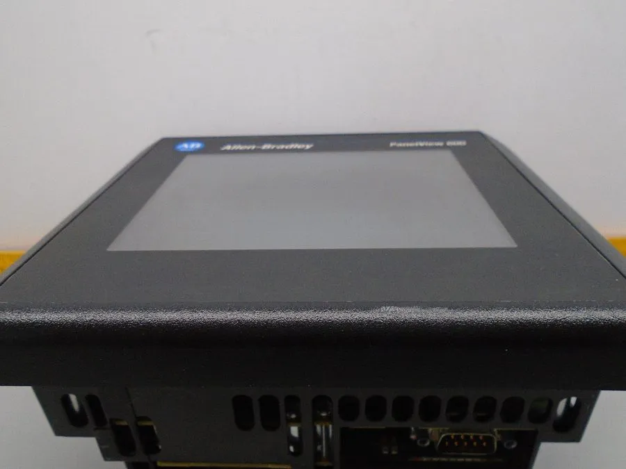 Панель оператора Allen Bradley 2711-T6C20L1 /B frn 4.48 PanelView R38