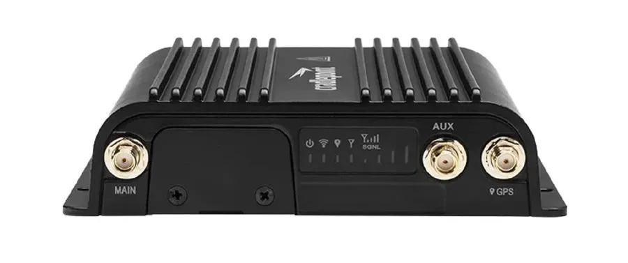 Маршрутизатор Cradlepoint IBR600C-150M-bundle 4G LTE Cat 4 w/ 3G Fallback Router