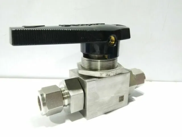 Клапан Swagelok SS-AFSS8 ball valve