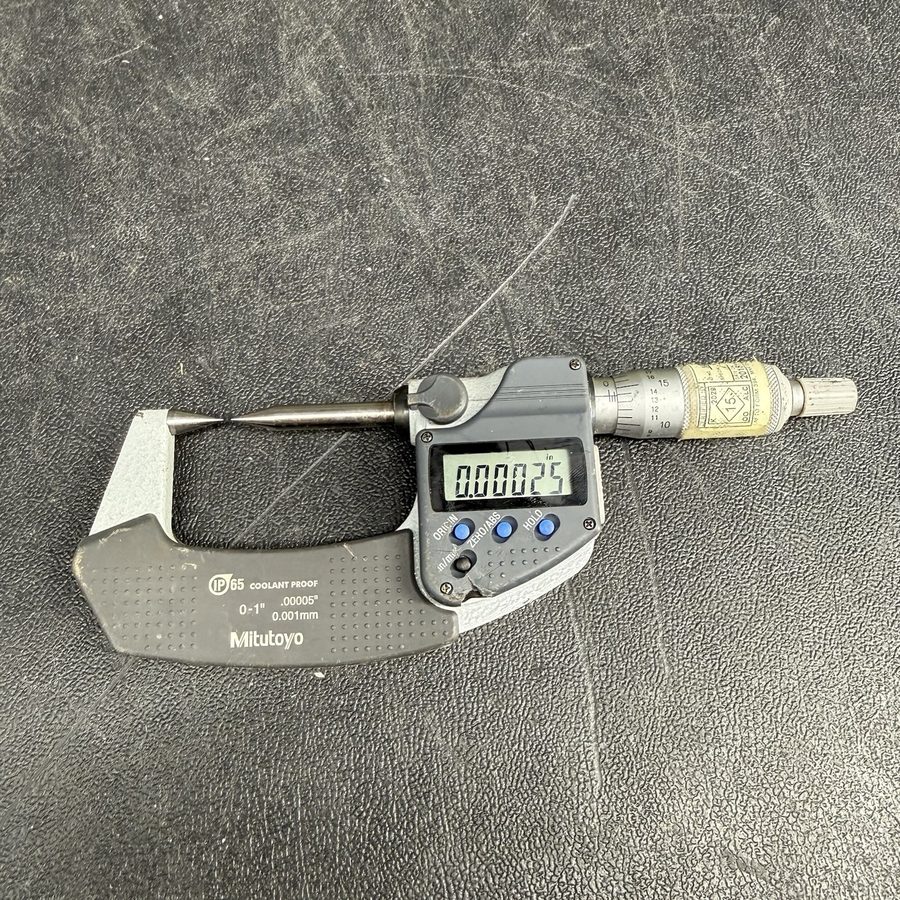 Микрометр Mitutoyo 342-361-30 0-1" / 0-25.4mm 30 Degree Digital Point Micrometer