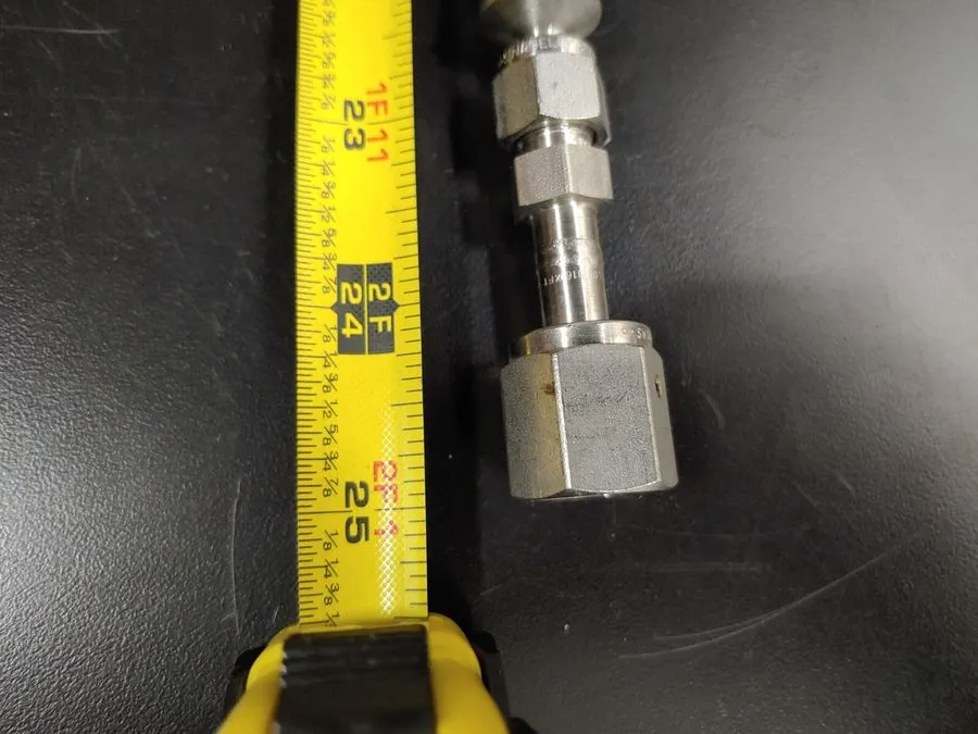 Клапан SWAGELOK FM4 FM Series 316 Metal Core Flexible Metal Hose w SS-4P4T Valve
