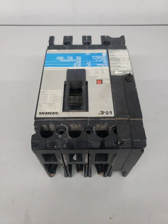 Автоматический выключатель Siemens ED43B060 Sentron Series Circuit Breaker 60A 3