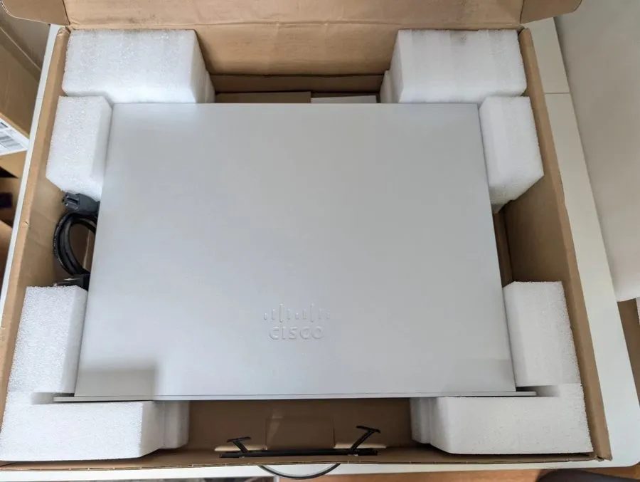 Коммутатор Cisco MS210-48FP 48 Ports Fully Managed Ethernet Switch