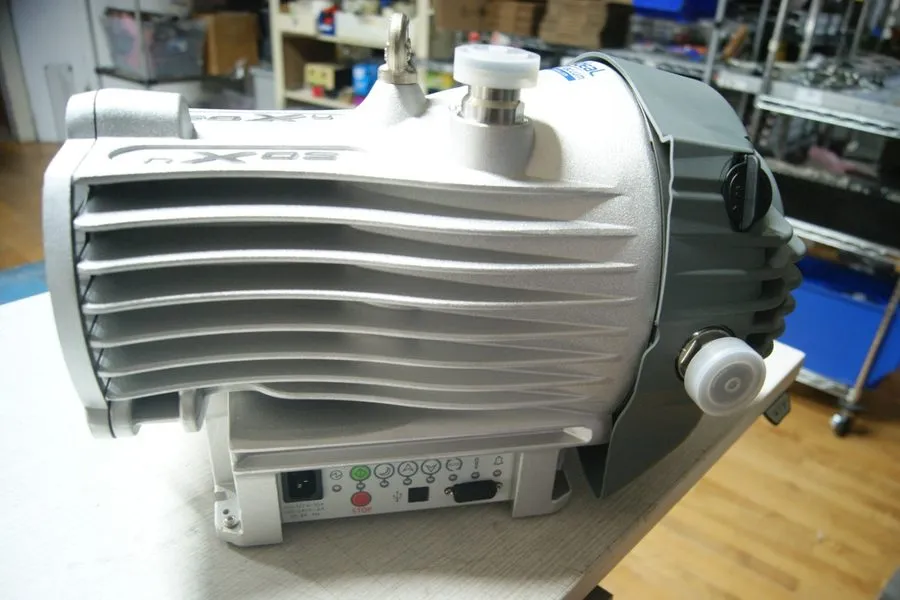 Насос Edwards nXDS10iC / Corrosive Resistant Dry Scroll Vacuum Pump / A73602983