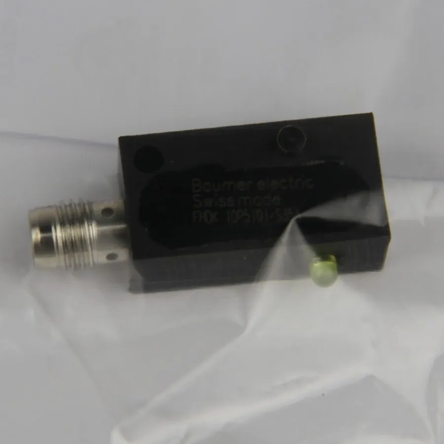 Датчик Baumer FHDK 10P5101 Reflex Light Sensor 20-120mm PNP OVP