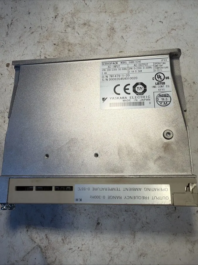 Сервопривод Yaskawa KCC-REM-Yec-SGDH02AE1-004 200V Servopack SGDH-02AE