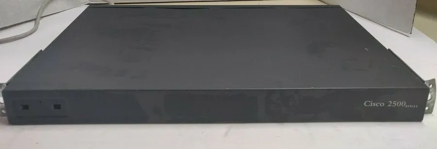 Маршрутизатор Cisco 2500 2501 Series ROUTER ETHERNET AUI TRANSCEIVER