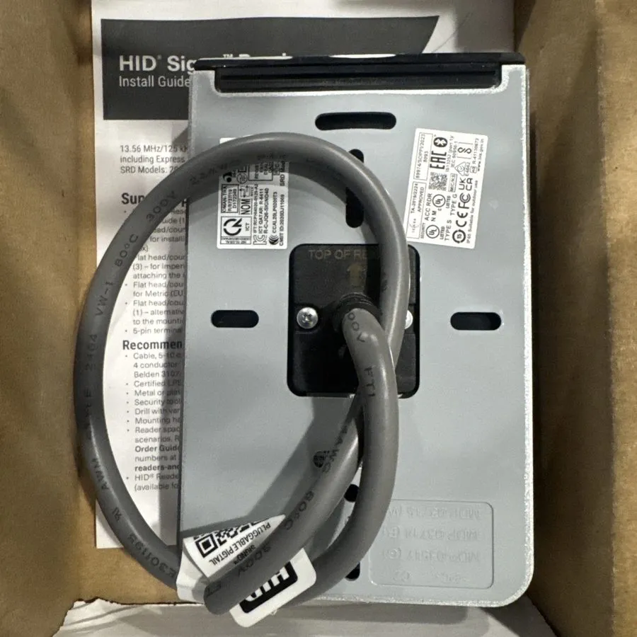 Оборудование видеонаблюдения HID Signo 40 40TKS-T3-000WC3 Smart Card er Black — фото лота 2