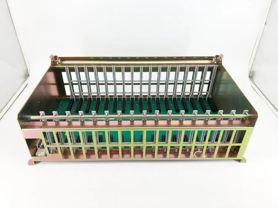 ПЛК Allen Bradley 1771-A4B PLC Rack Chassis 16 Slot 24A 5.25VDC