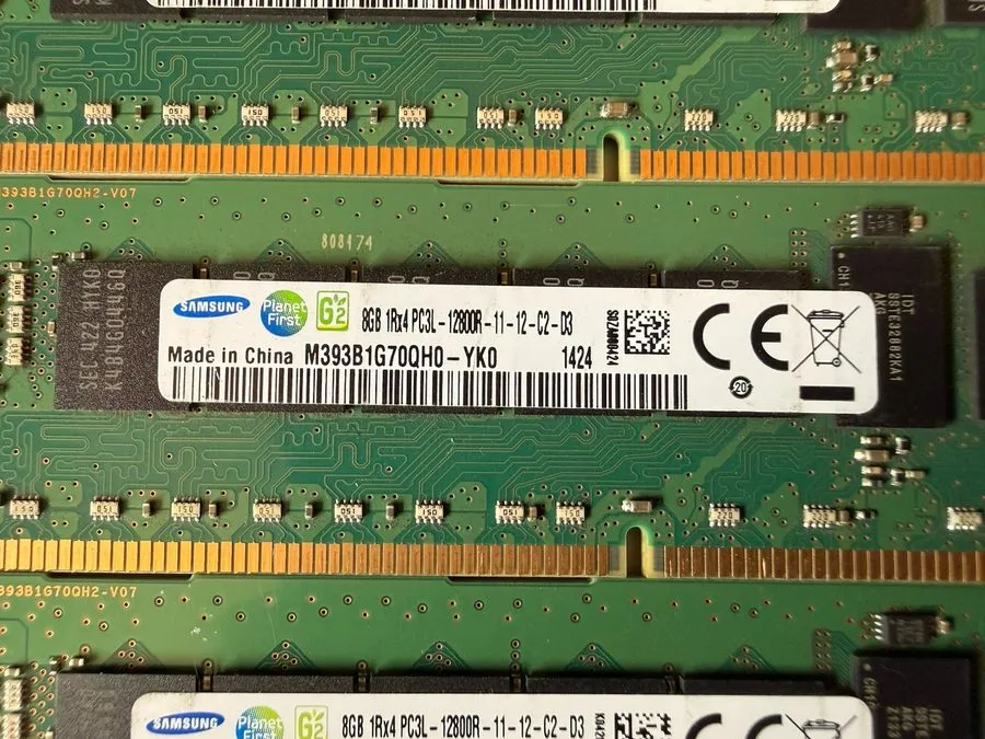 Модуль памяти Samsung 8GB 1Rx4 PC3L-12800R-11-12-C2-D3 M393B1G70QH0-YK0 DDR3 ECC