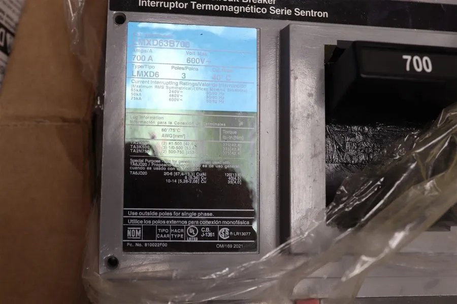 Автоматический выключатель SIEMENS LMXD63B700 SENTRON 700 AMP CIRCUIT BREAKER 3 