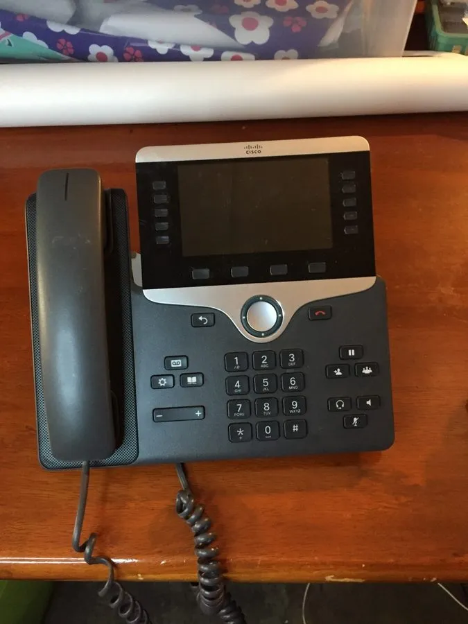 Cisco IP Phone 8841 CP-8841 VoIP Desk Phone Gigabit POE 5-Line Color LCD