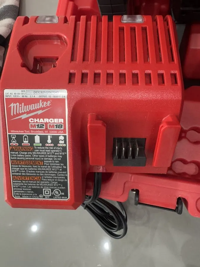 Нивелир Milwaukee 3702-21 M18 Green Interior Rotary Laser Level Kit W/remote — фото лота 2