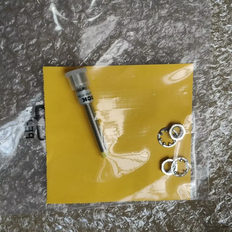 Датчик приближения NI3-EG08-AP6X-H1341