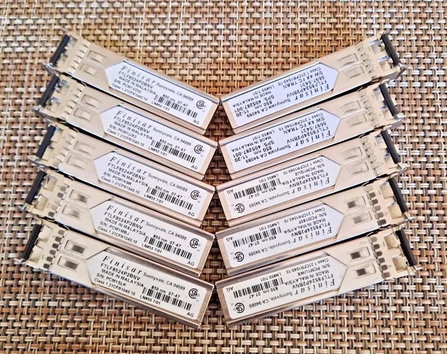Трансивер Finisar FTLF8524P2BNV SFP SX 4GB 850nm 500m LC MMF Transceiver