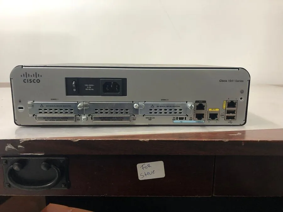 Маршрутизатор Cisco 1941 ISR Integrated Services Router K9 G2 Modular Enterprise