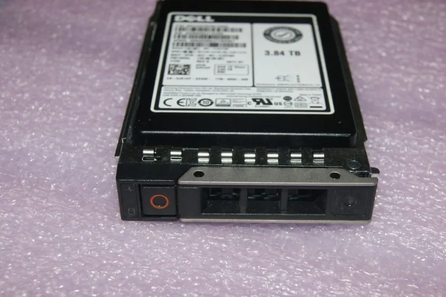 SSD-накопитель Dell Samsung PM1633a MZ-ILS3TBB 3.84TB 12G SAS 2.5" SSD 99% JR1HP