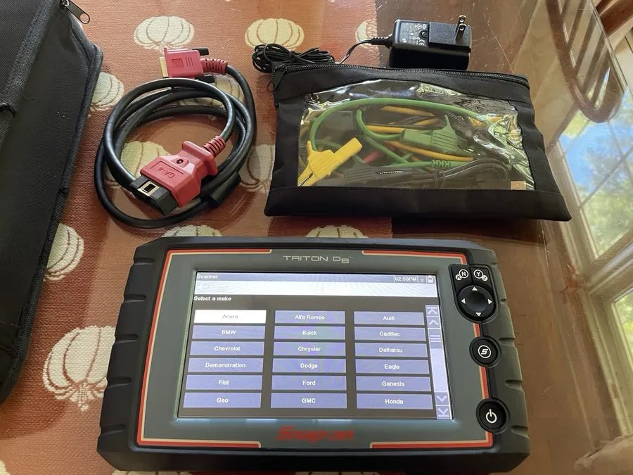 Диагностический сканер SNAP ON TRITON D8 22.4 Diagnostic Scanner & Scope EEMS343