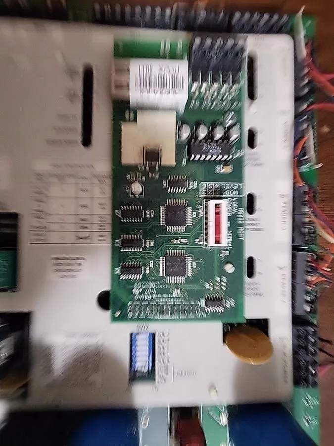 Оборудование видеонаблюдения AMag Technology multiNODE 1100 Access Control Panel