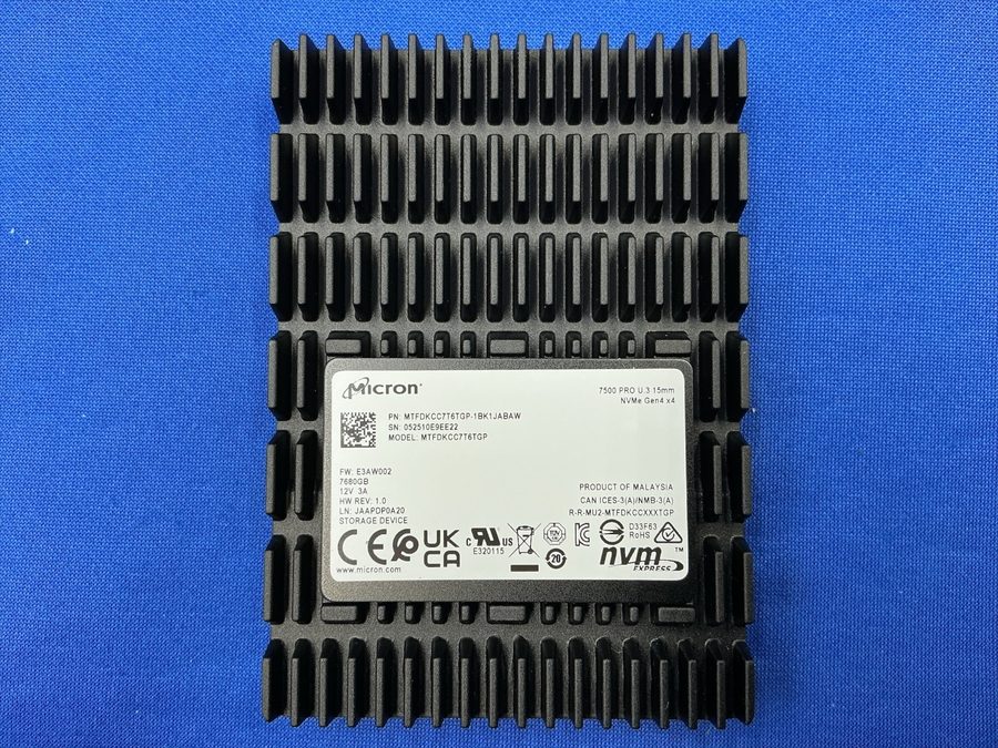 SSD-накопитель Micron 7500 Pro 7.68TB U.3 PCIe 4.0 NVMe SSD MTFDKCC7T6TGP