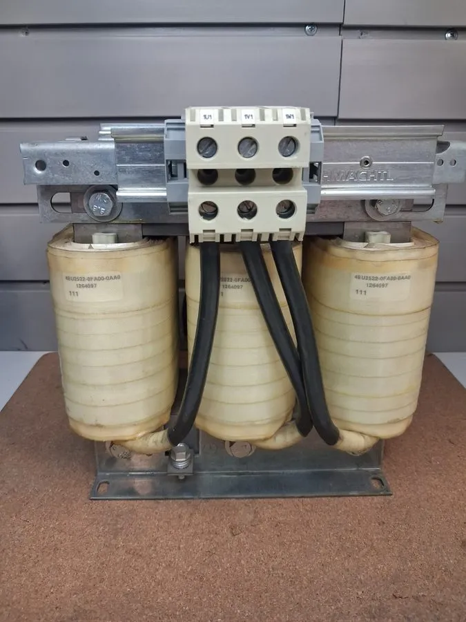 Частотный преобразователь Siemens 6SL3000-OCE2-6AA0 36kW Smart Line Reactor 69A  — фото лота 2