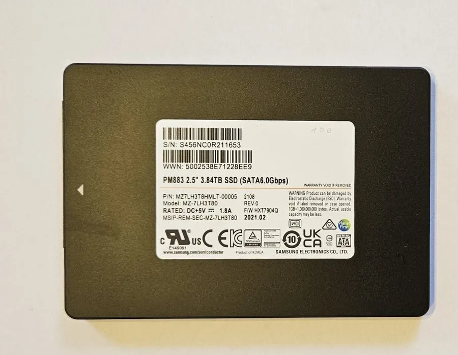 SSD-накопитель Samsung PM883 3.84TB 2.5" SATA III Enterprise SSD Black (MZ7LH3T8