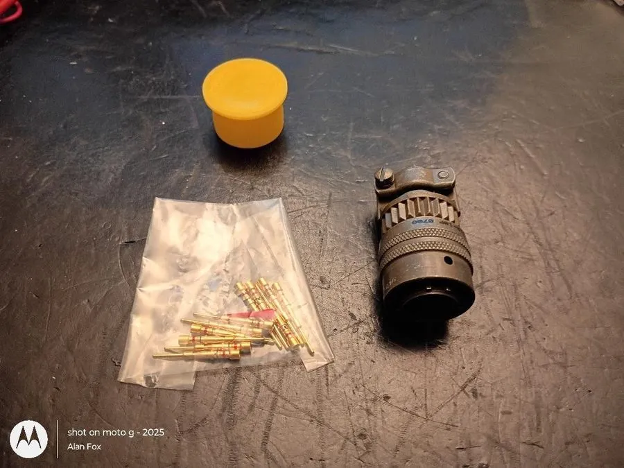 Разъём ITT Bendix Amphenol Aerospace MS3126F12-10P Circuit Connector Plug